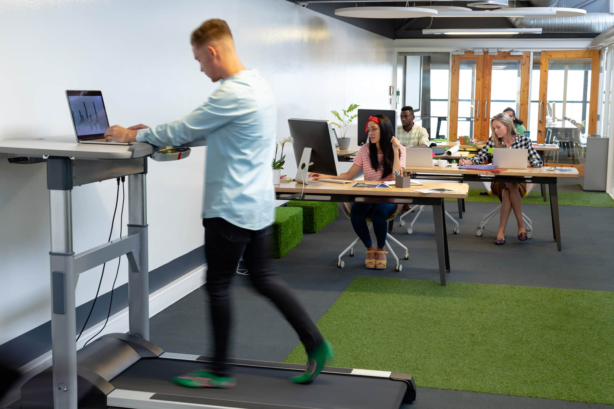 Healthy Land_Treadmill with Standing Desk