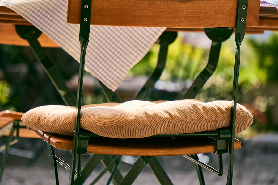 chair with cushion